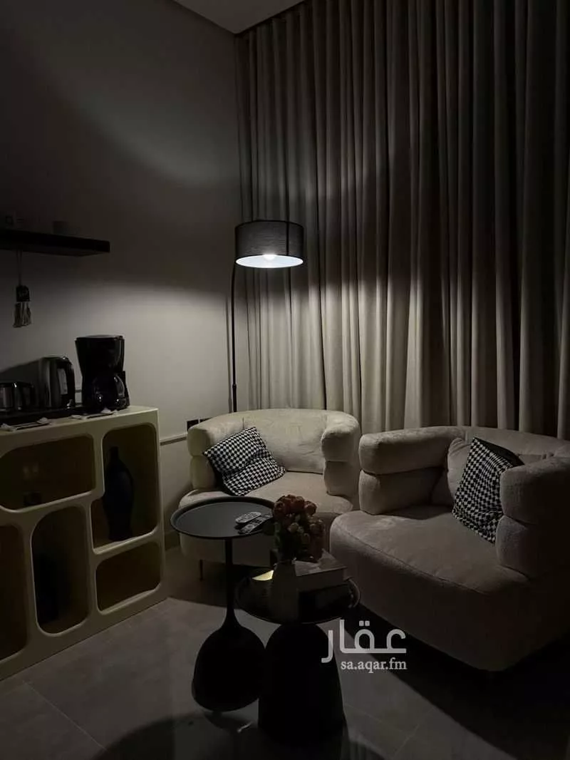 شقة 1 غرف في الحمرا 4