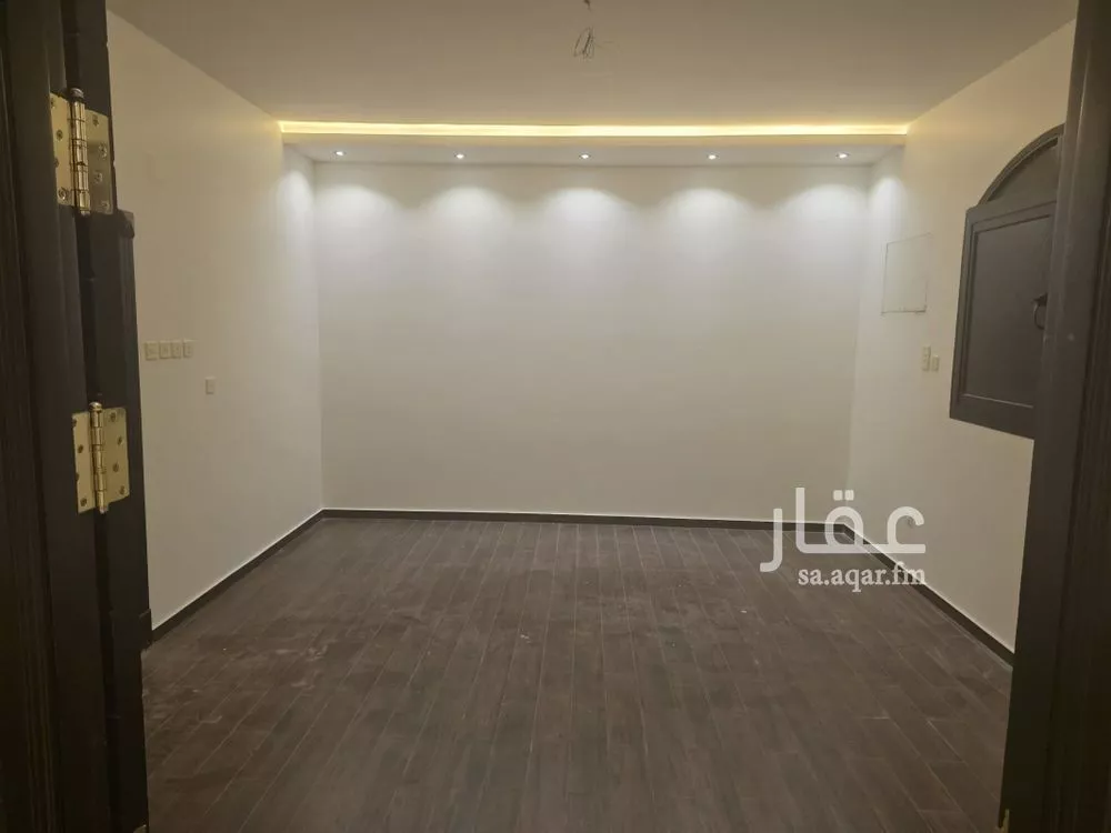 3 bedroom apartment in Al Maseef 10
