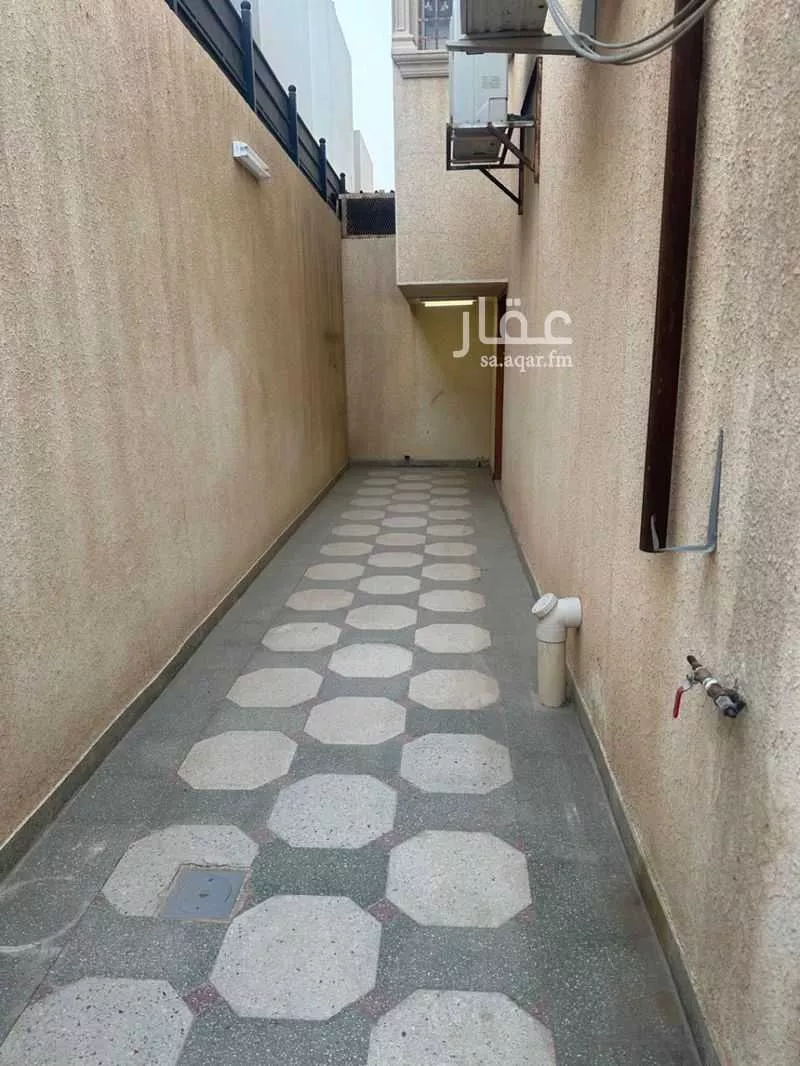 5 bedroom apartment in Al Zahrah 7