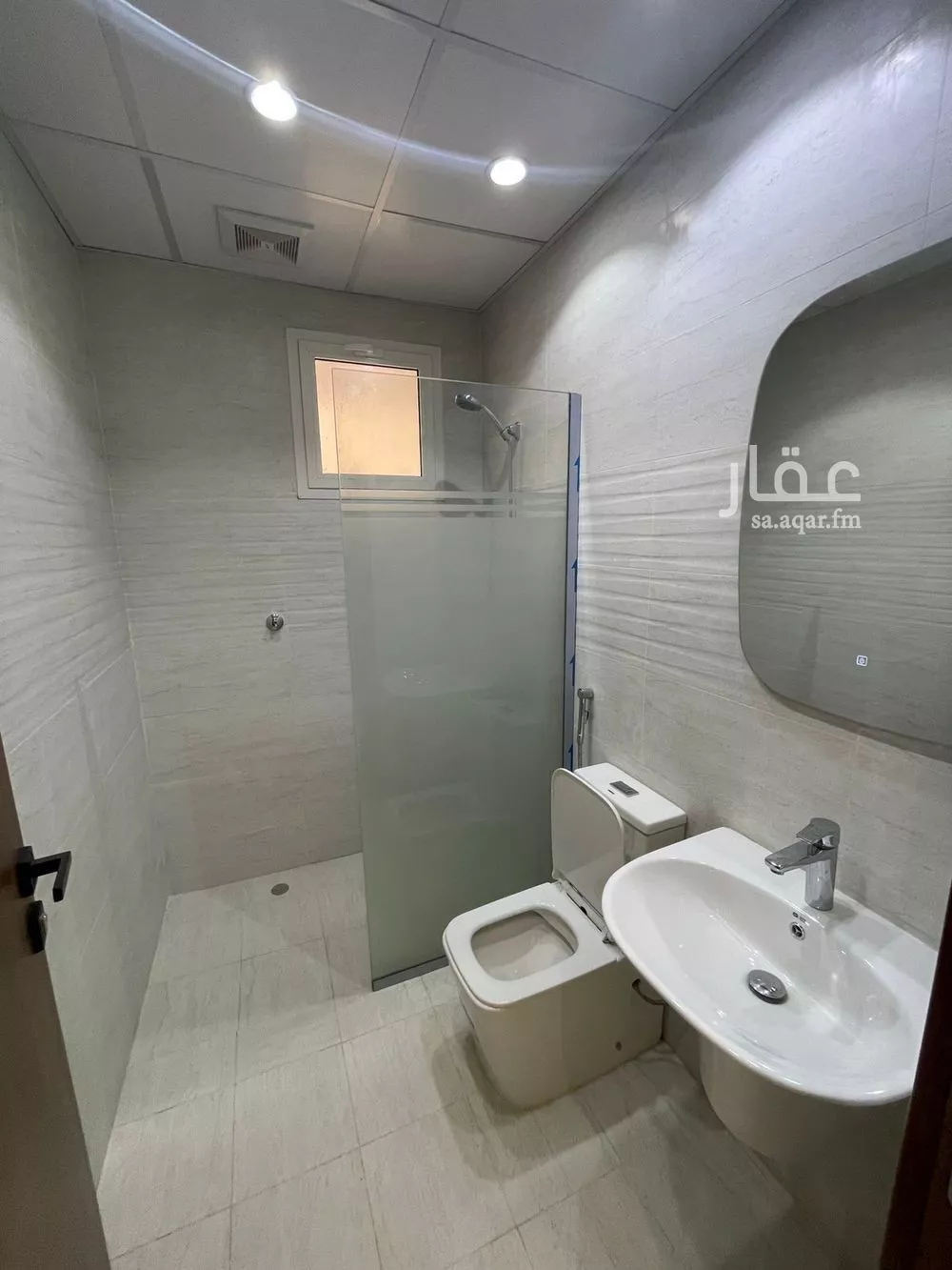 دور 6 غرف في المطار 7