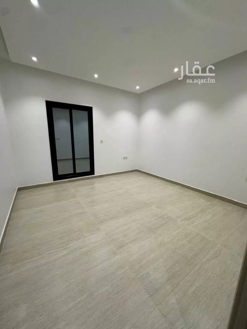 دور 5 غرف في العارض 8