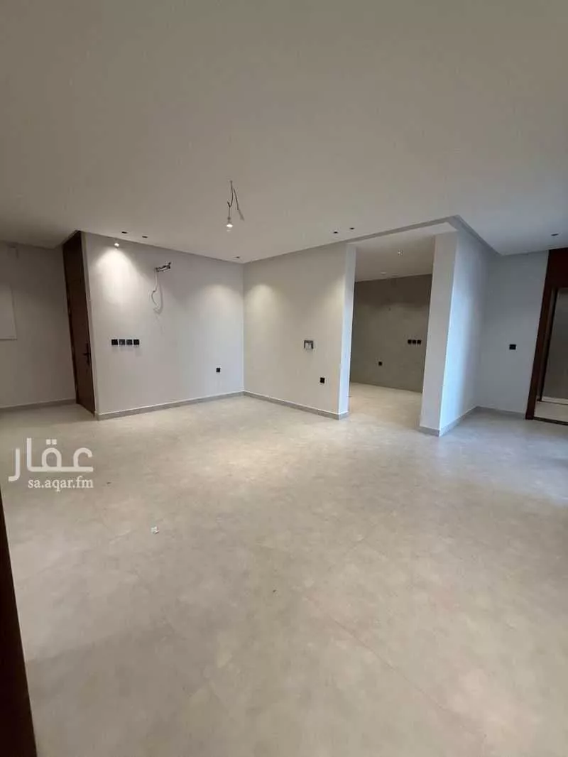 شقة 4 غرف في الصفا 5