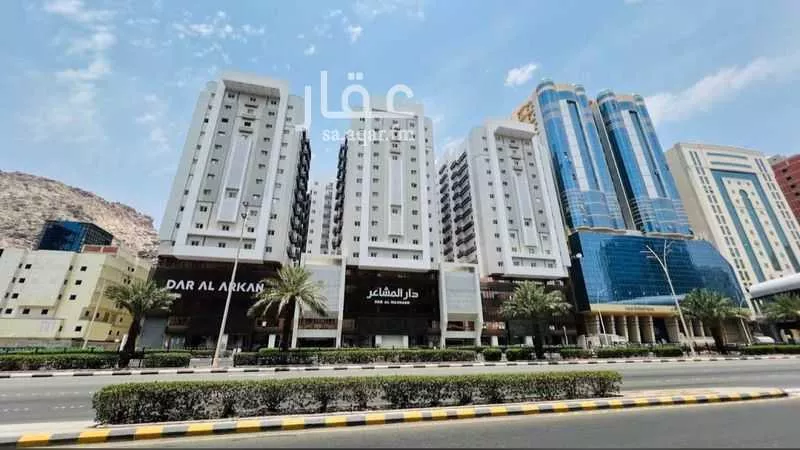 شقة 5 غرف في الجامعة 2