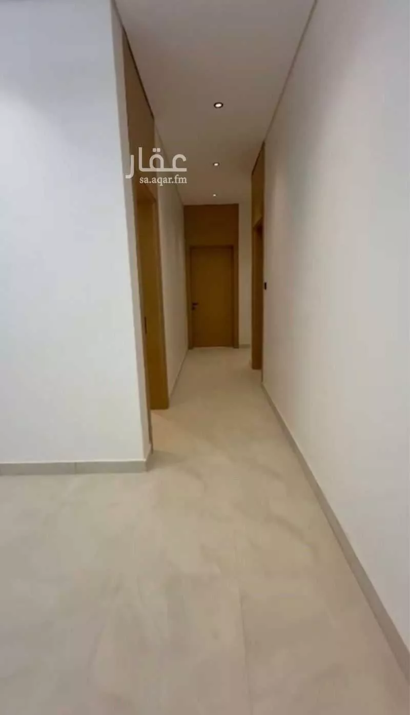 6 bedroom apartment in As Sikkah Al Hadid 7
