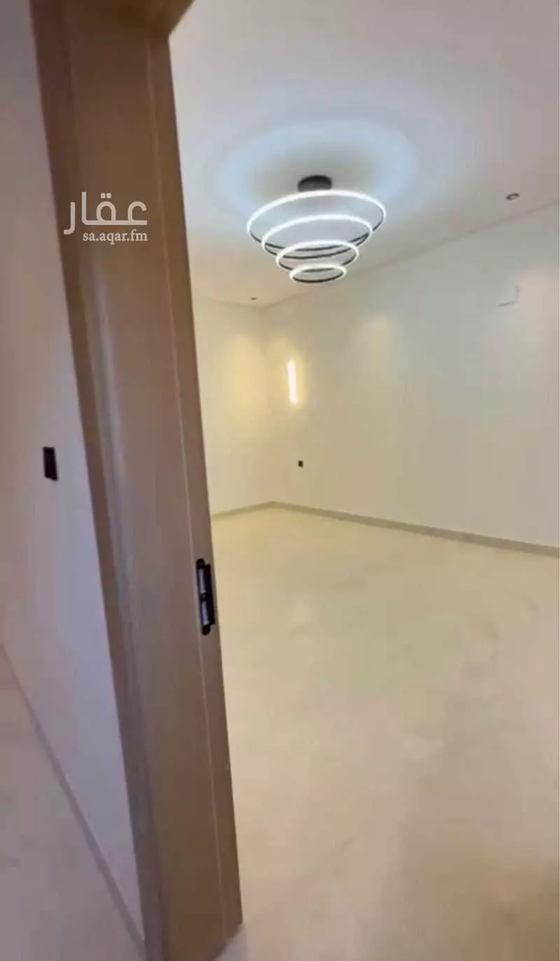 6 bedroom apartment in As Sikkah Al Hadid 8