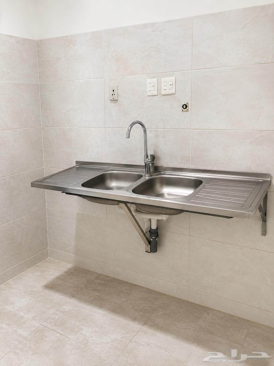 3 bedroom apartment in Al Aziziyah 3