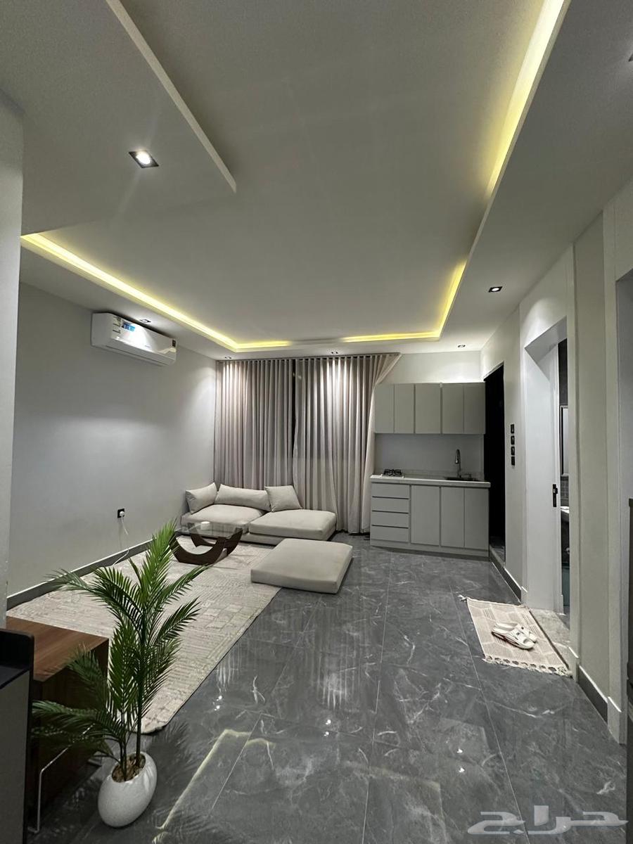 5 bedroom apartment in Tuwaiq 8