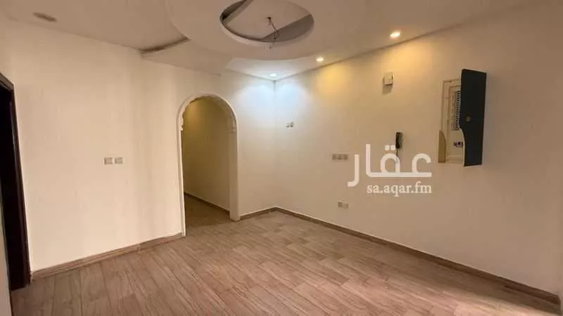 شقة 3 غرف في طيبة 4