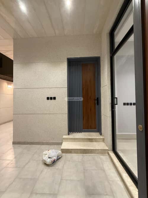 فيلا 10 غرف في طويق 5