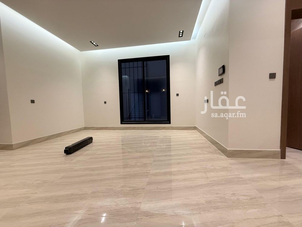 فيلا 5 غرف في الرمال 18