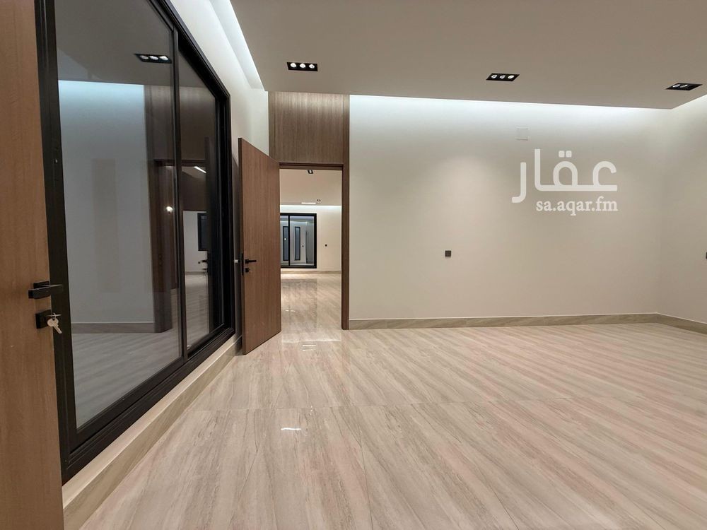 فيلا 5 غرف في الرمال 20