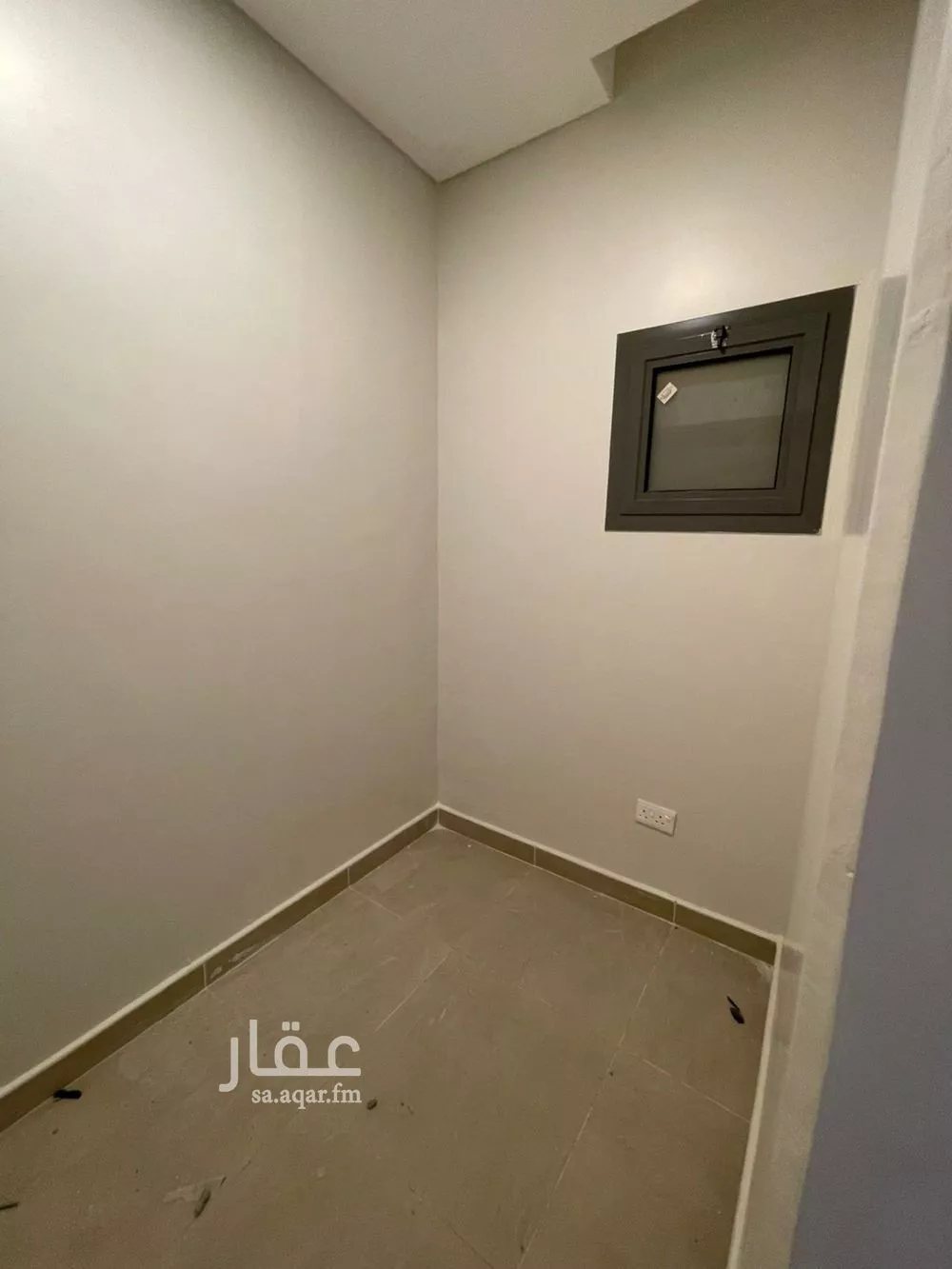 فيلا 3 غرف في العارض 24