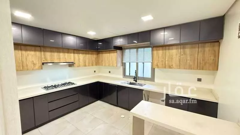 5 bedroom villa in Al Narjis 7