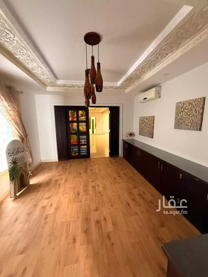 فيلا 9 غرف في الياسمين 7