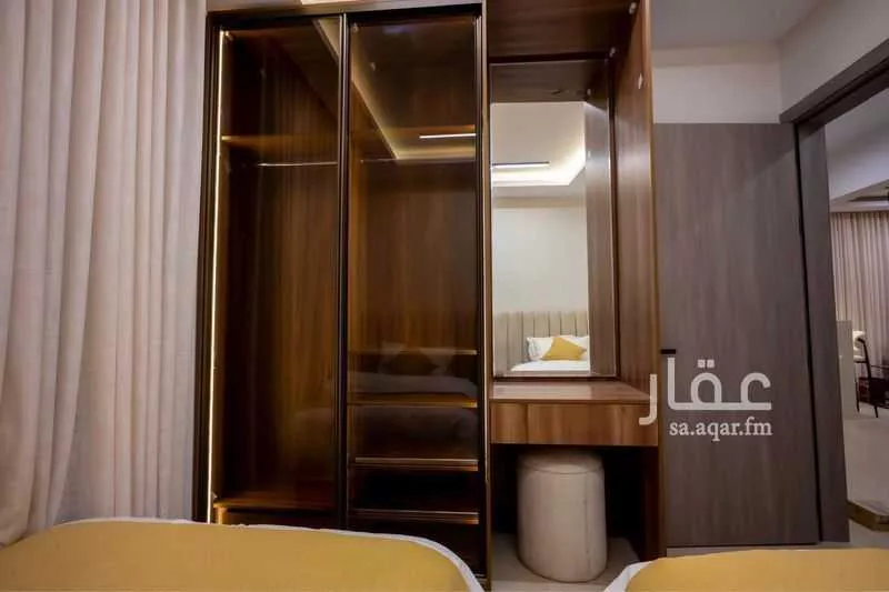 شقة 3 غرف في الورود 10