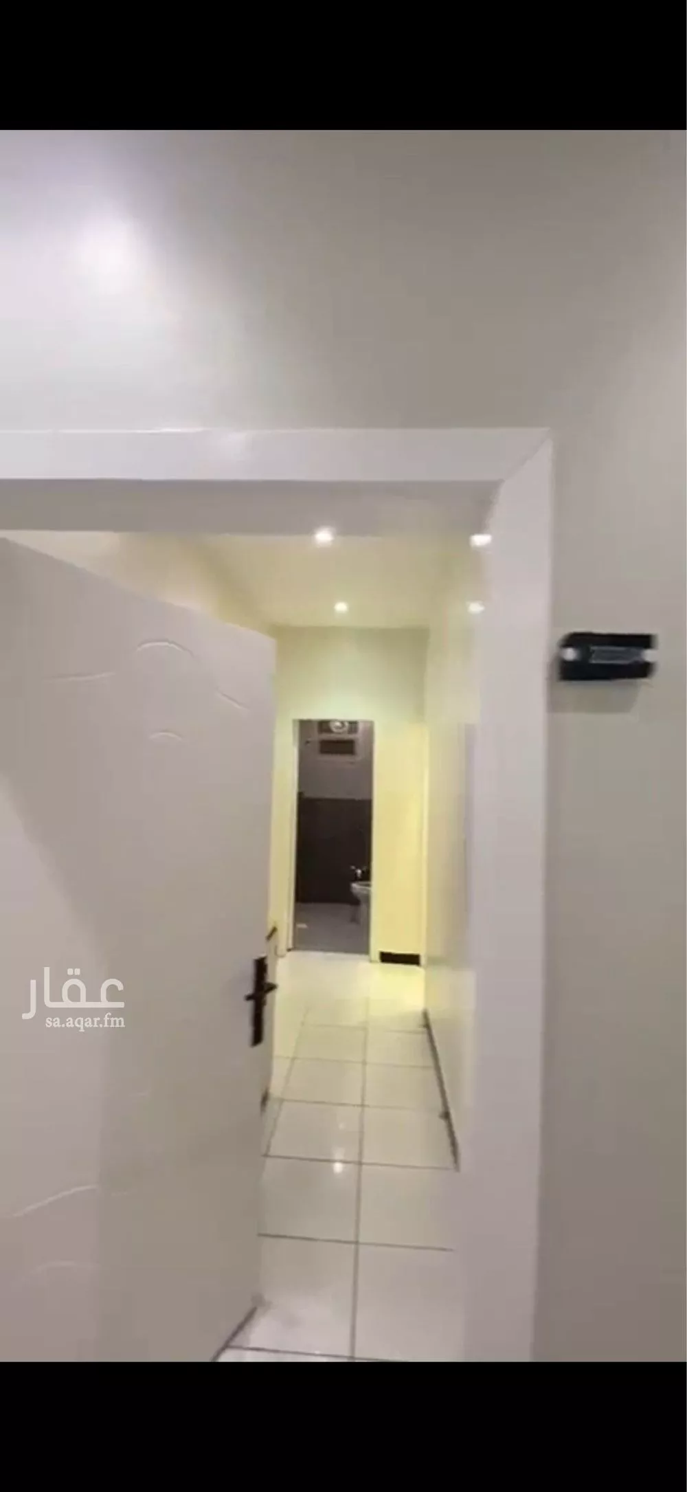شقة 1 غرف في الملقا 4