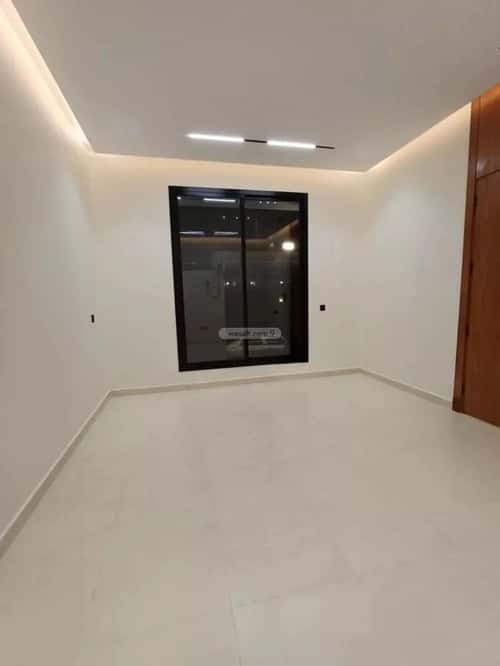 8 bedroom villa in Al Rahmaniyyah 3