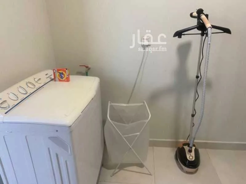 فيلا 5 غرف في الجنادرية 9