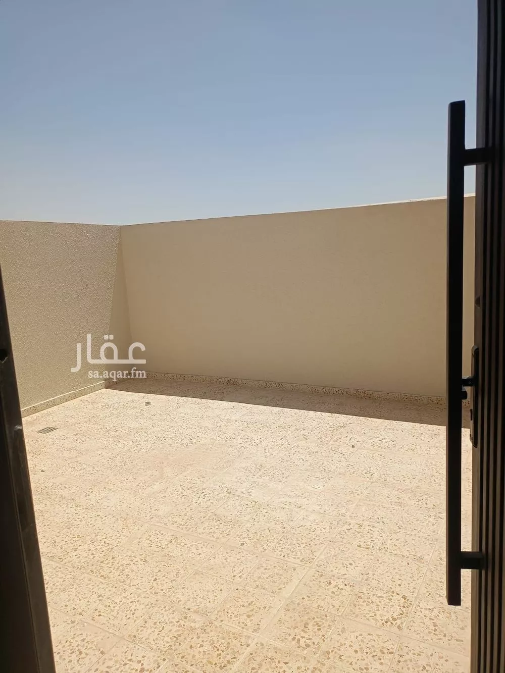 دور 7 غرف في الشرق 25
