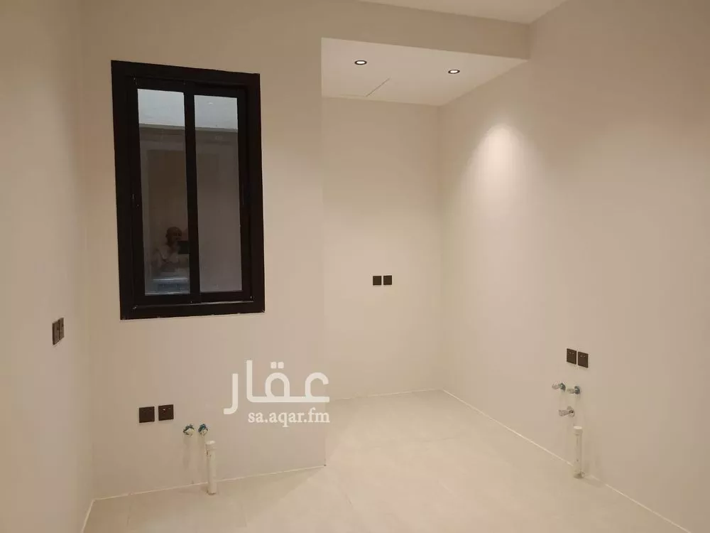 دور 7 غرف في الشرق 21