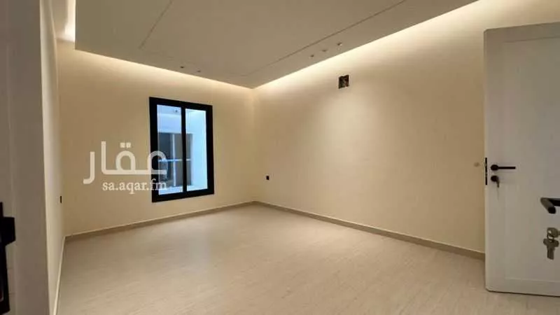 عمارة 184 م² في الشعلة 18