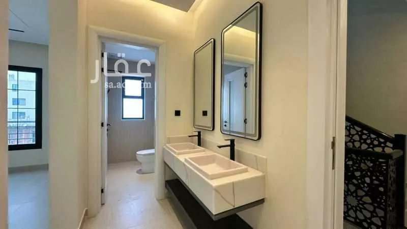 عمارة 184 م² في الشعلة 2
