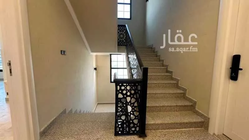 عمارة 184 م² في الشعلة 21
