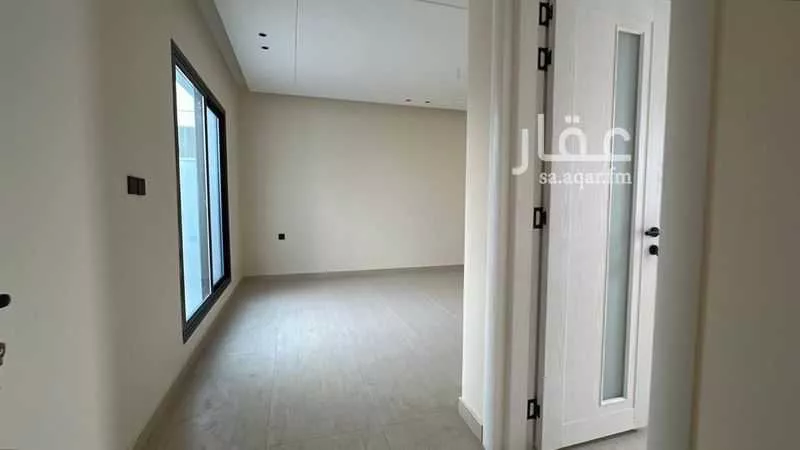 عمارة 184 م² في الشعلة 15