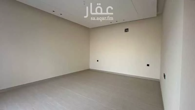 عمارة 184 م² في الشعلة 19