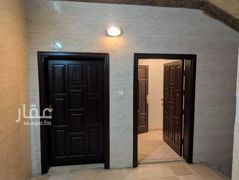 عمارة 616 م² في الشوقية 5