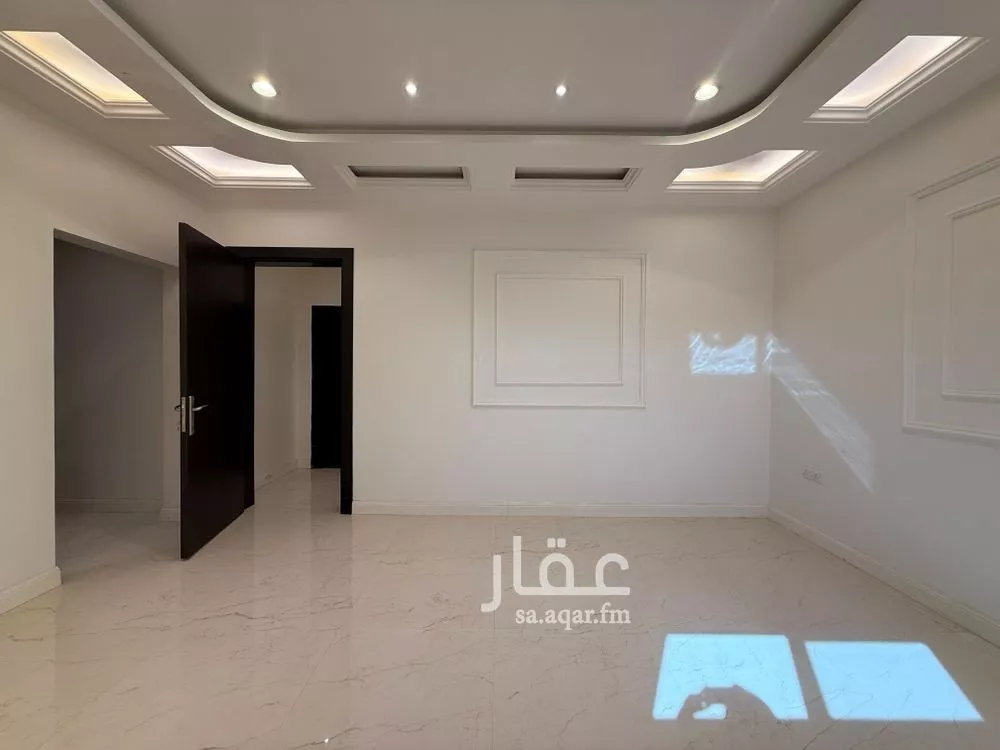 دور 5 غرف في الملقا 5