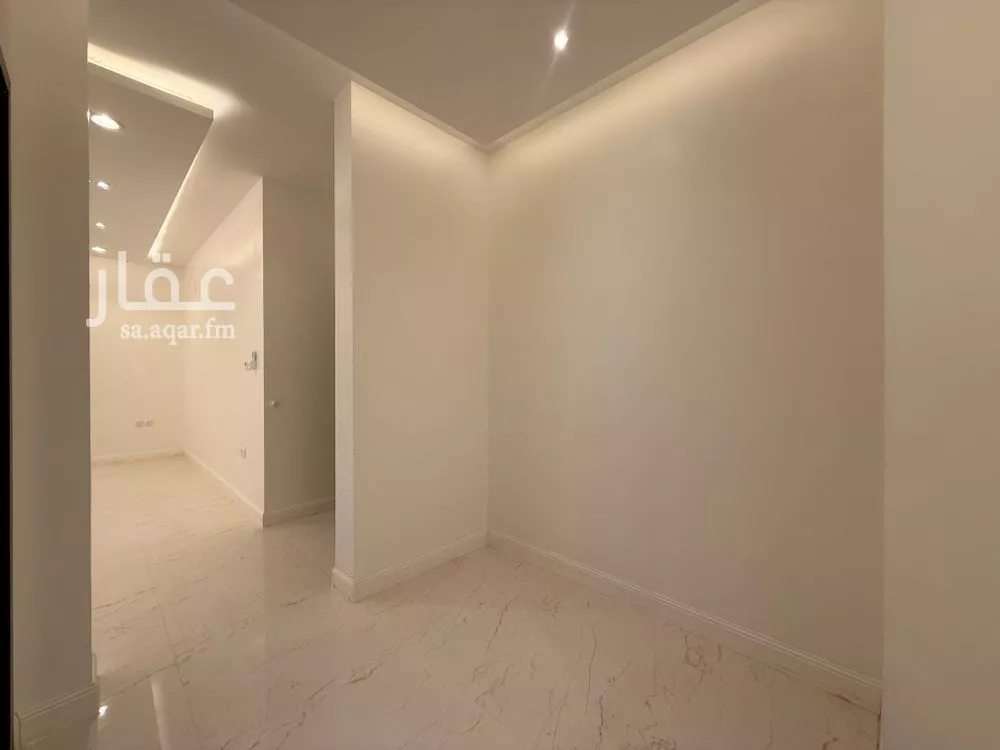 5 bedroom floor in Al Malqa 22