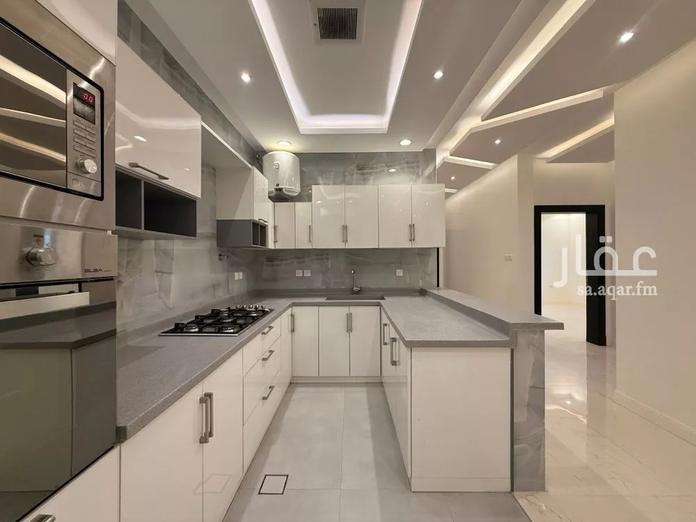 5 bedroom floor in Al Malqa 9