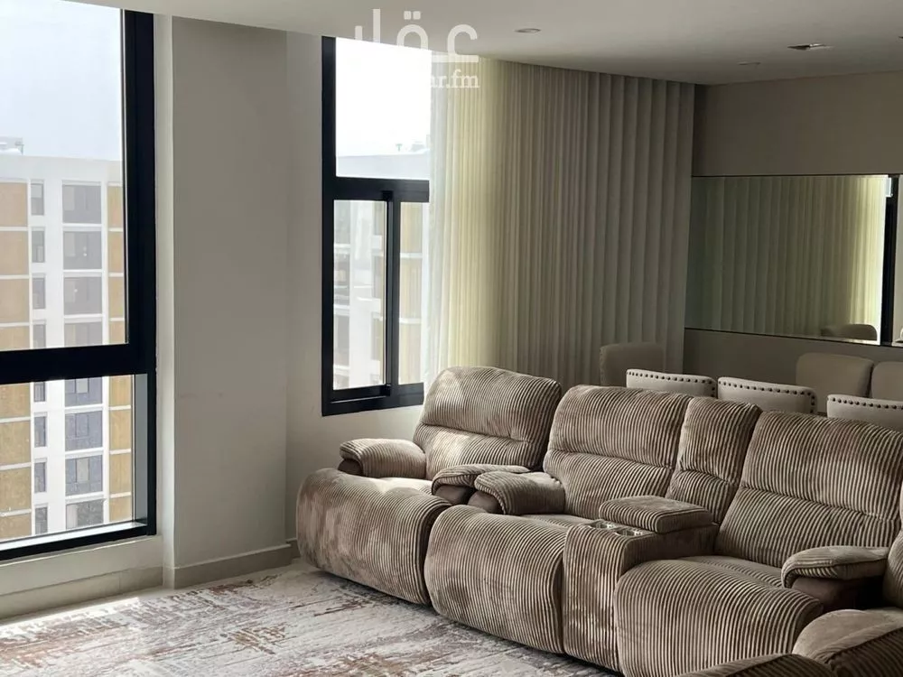 5 bedroom apartment in Al Hamdaniyah 2
