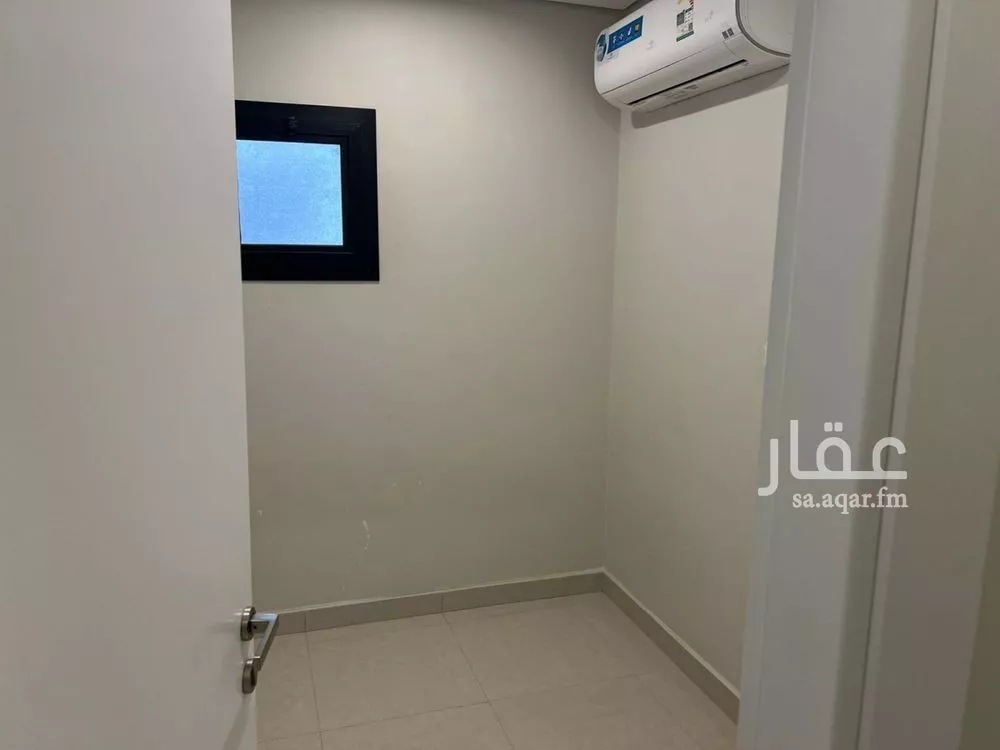5 bedroom apartment in Al Hamdaniyah 8