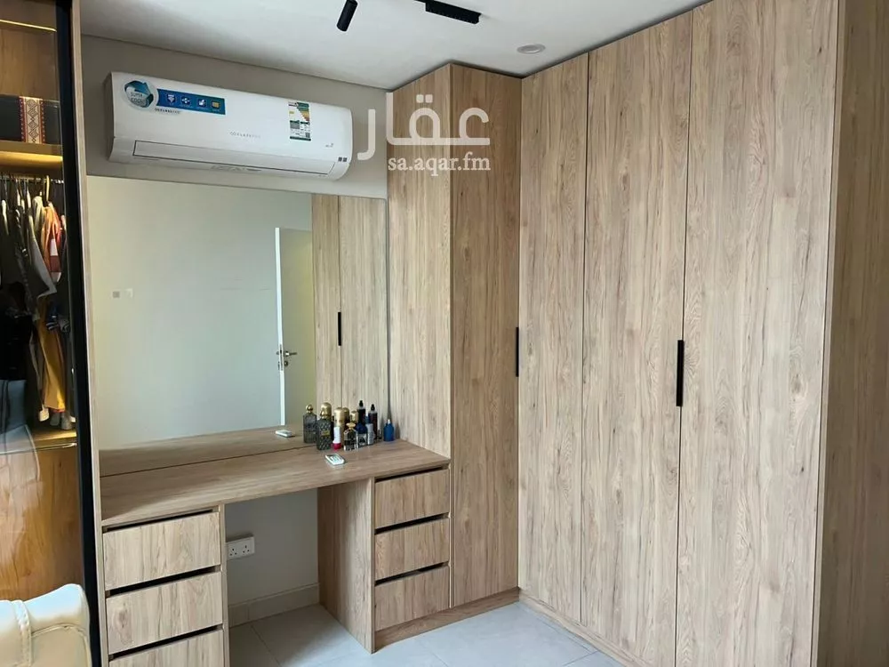 5 bedroom apartment in Al Hamdaniyah 15