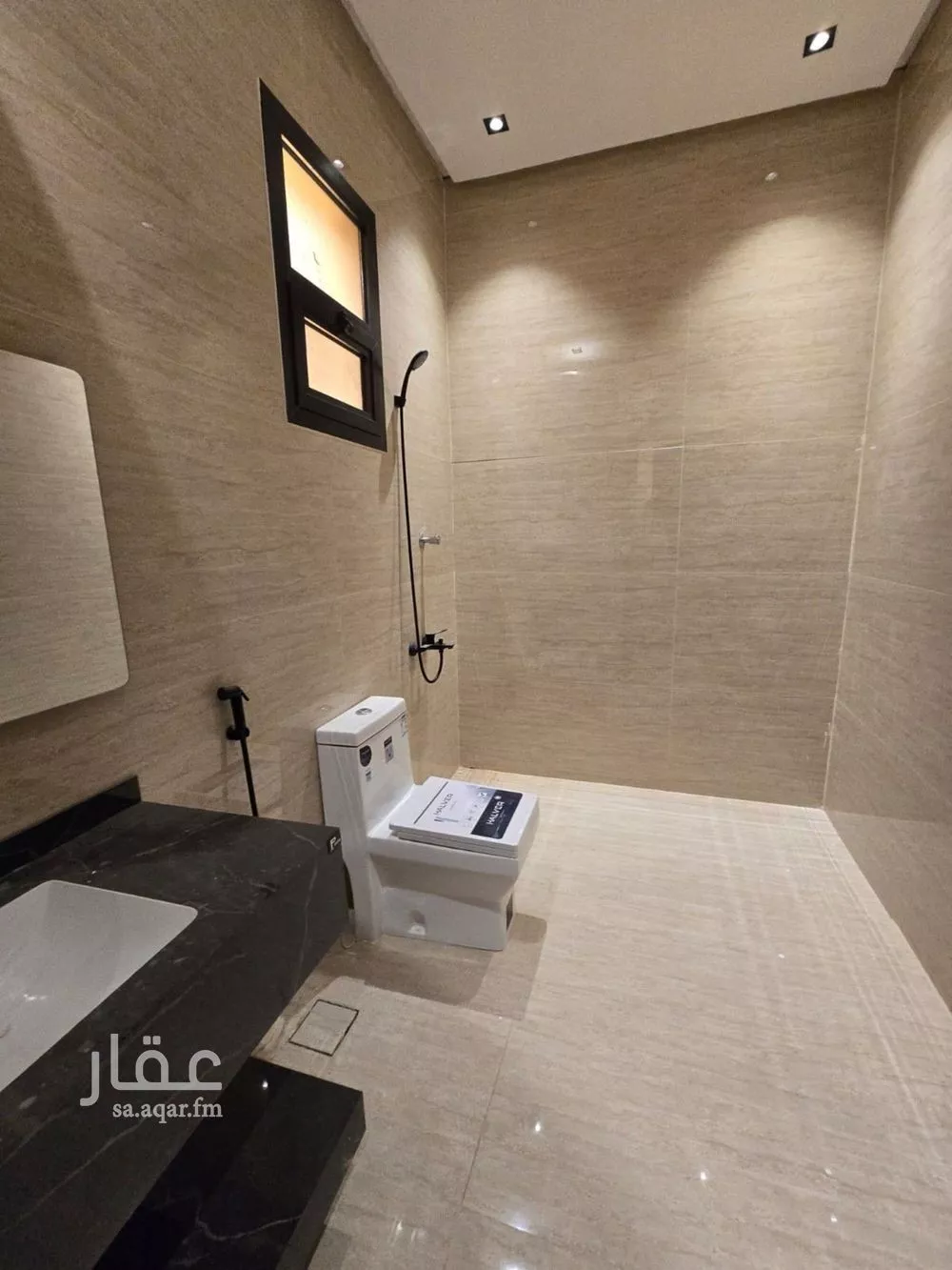 3 bedroom villa in Tuwaiq, Riyadh 15