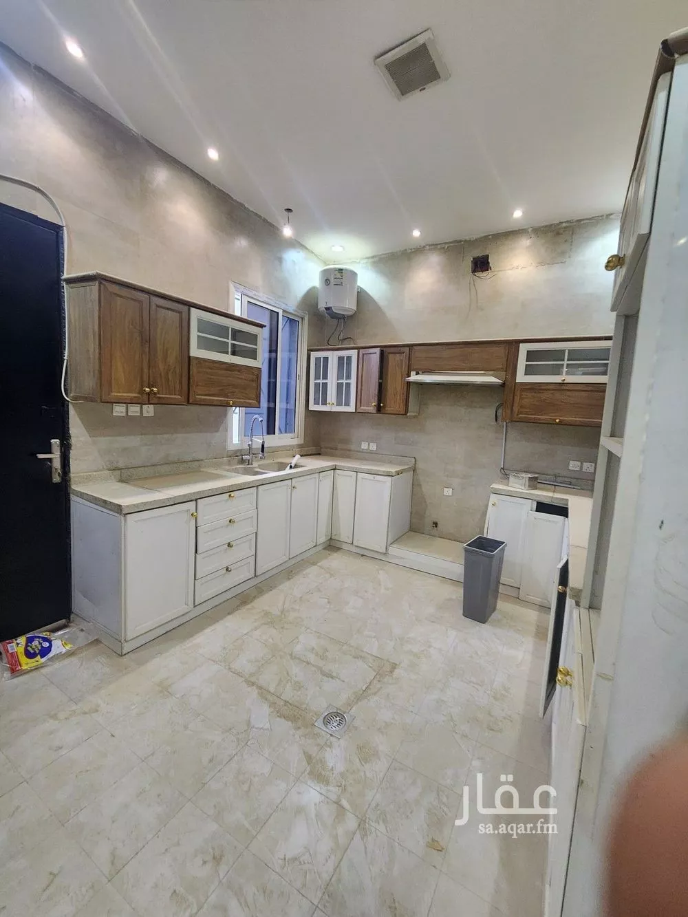 3 bedroom floor in Al Narjis 8