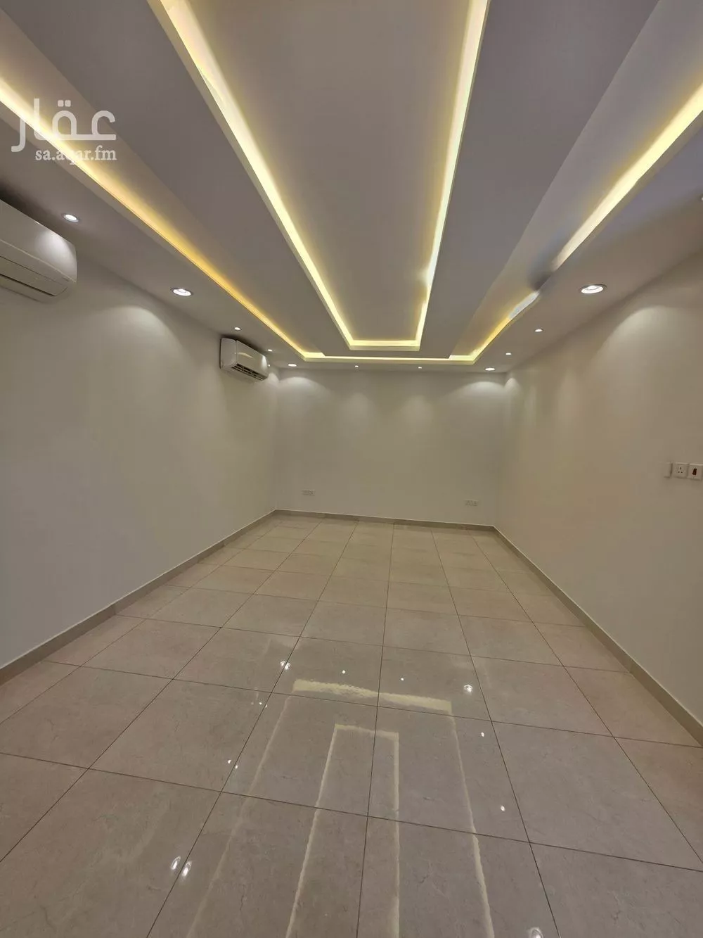 5 bedroom floor in Hittin 11