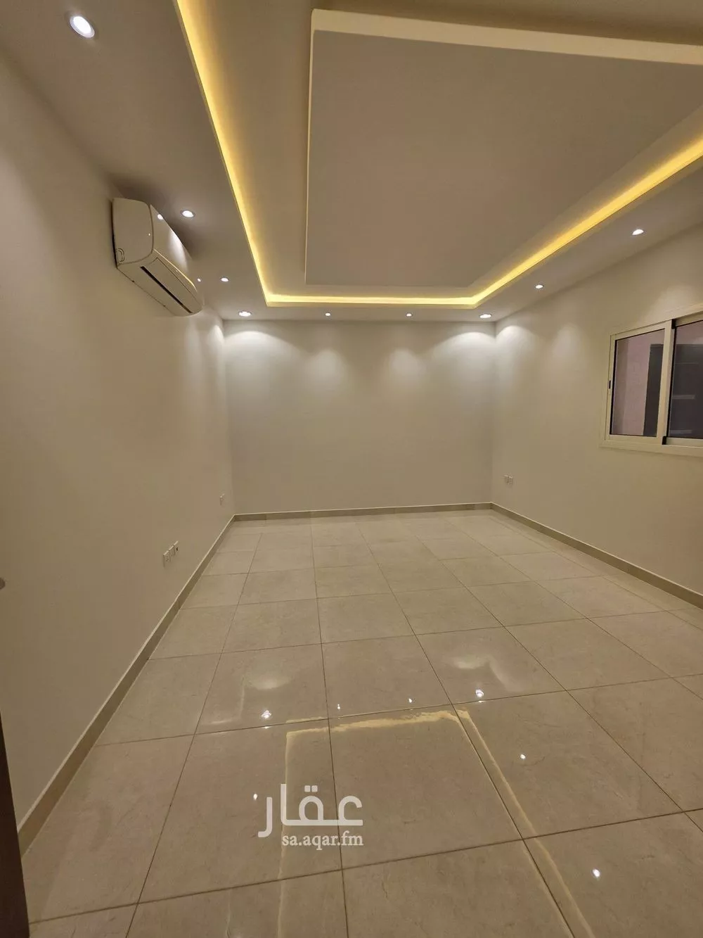 5 bedroom floor in Hittin 21