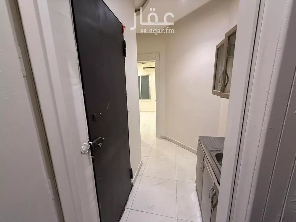 1 bedroom floor in Badr 5