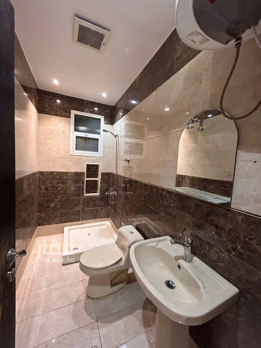 5 bedroom floor in Dhahrat Al Badiah 16