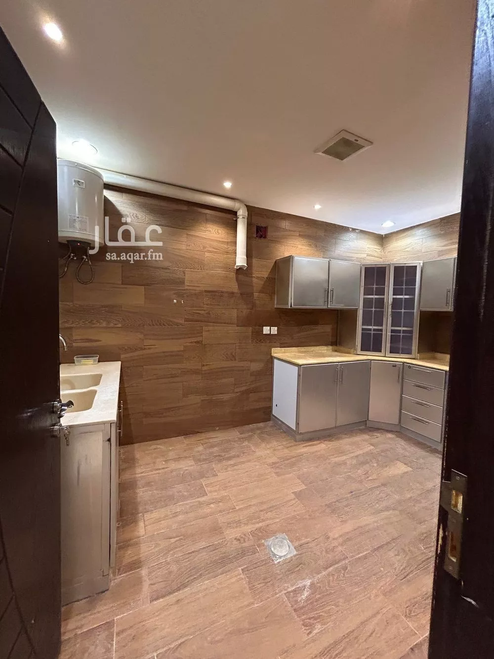 5 bedroom floor in Dhahrat Al Badiah 11