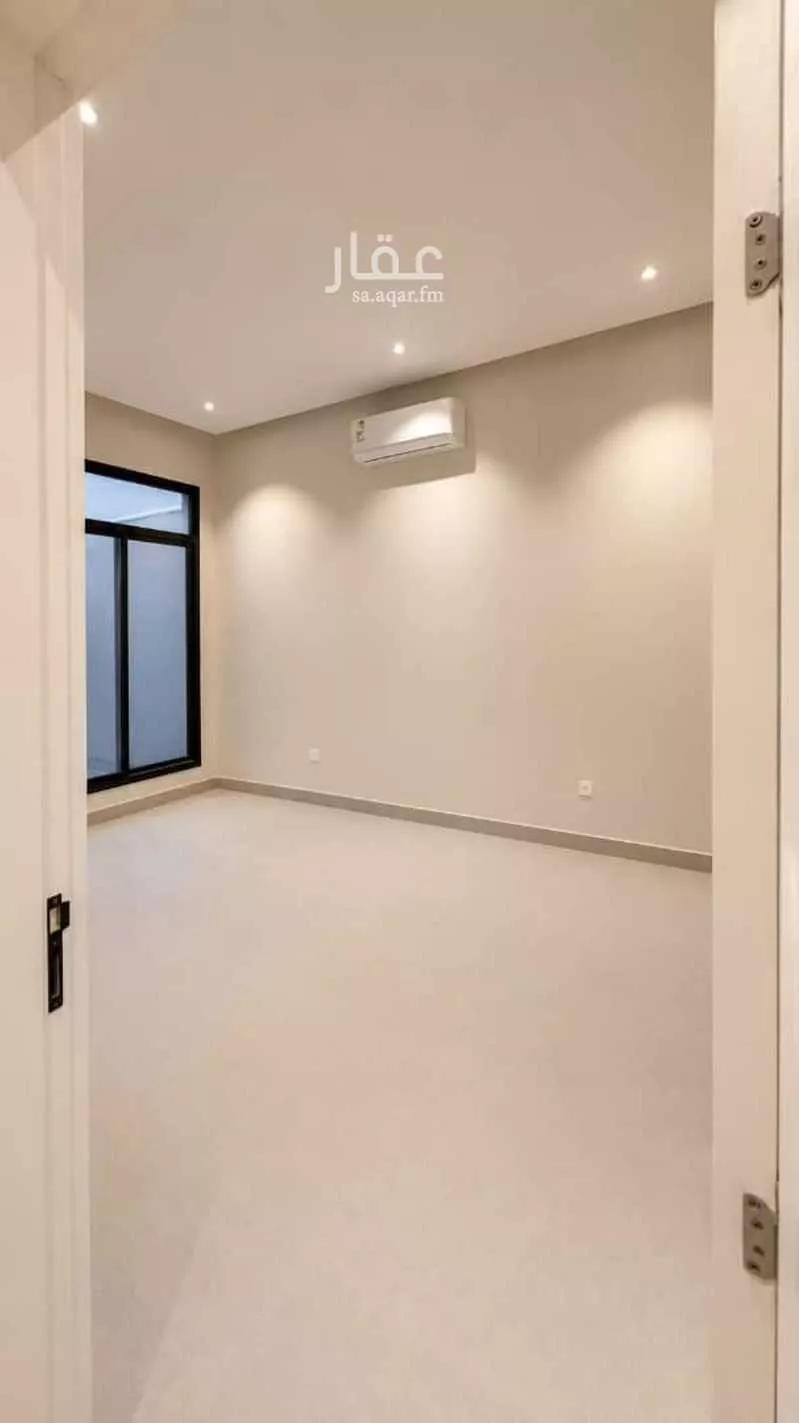 4 bedroom floor in Al Rimal 11