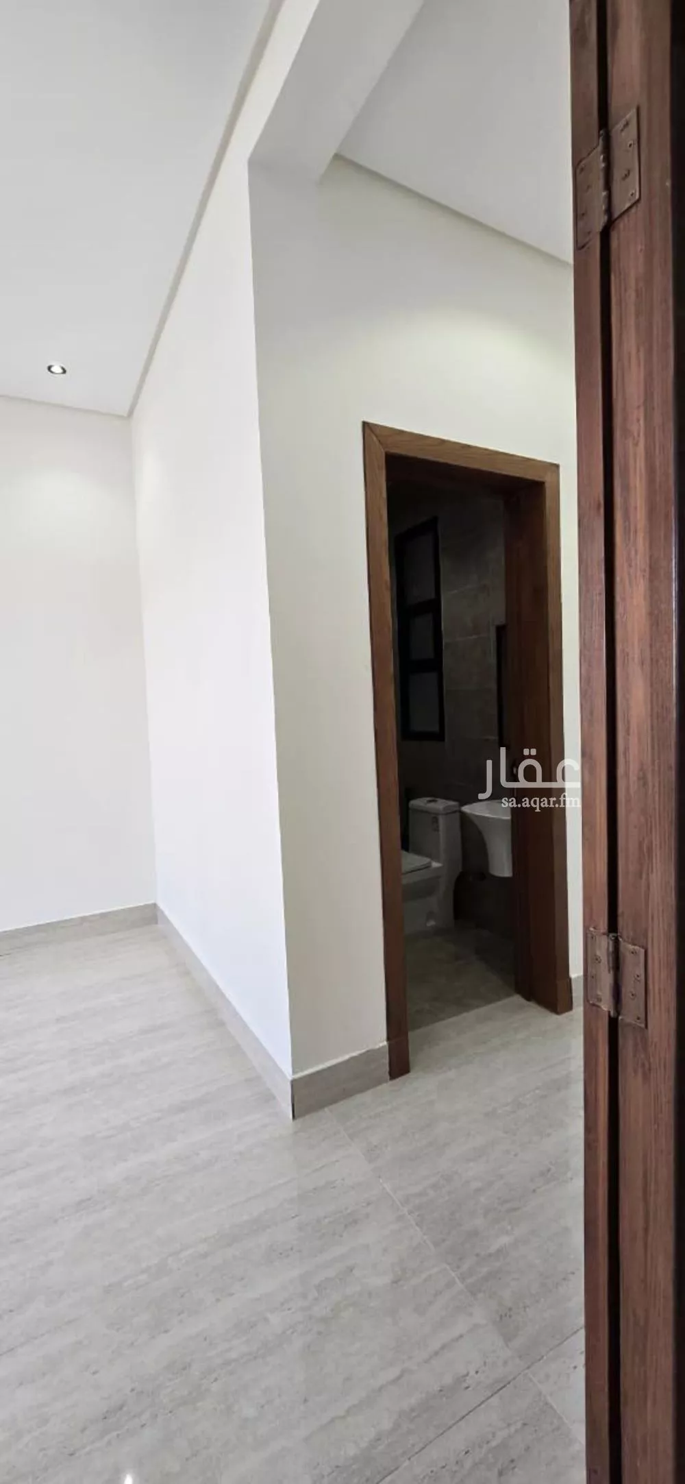 239 sqm land in Tuwaiq 15