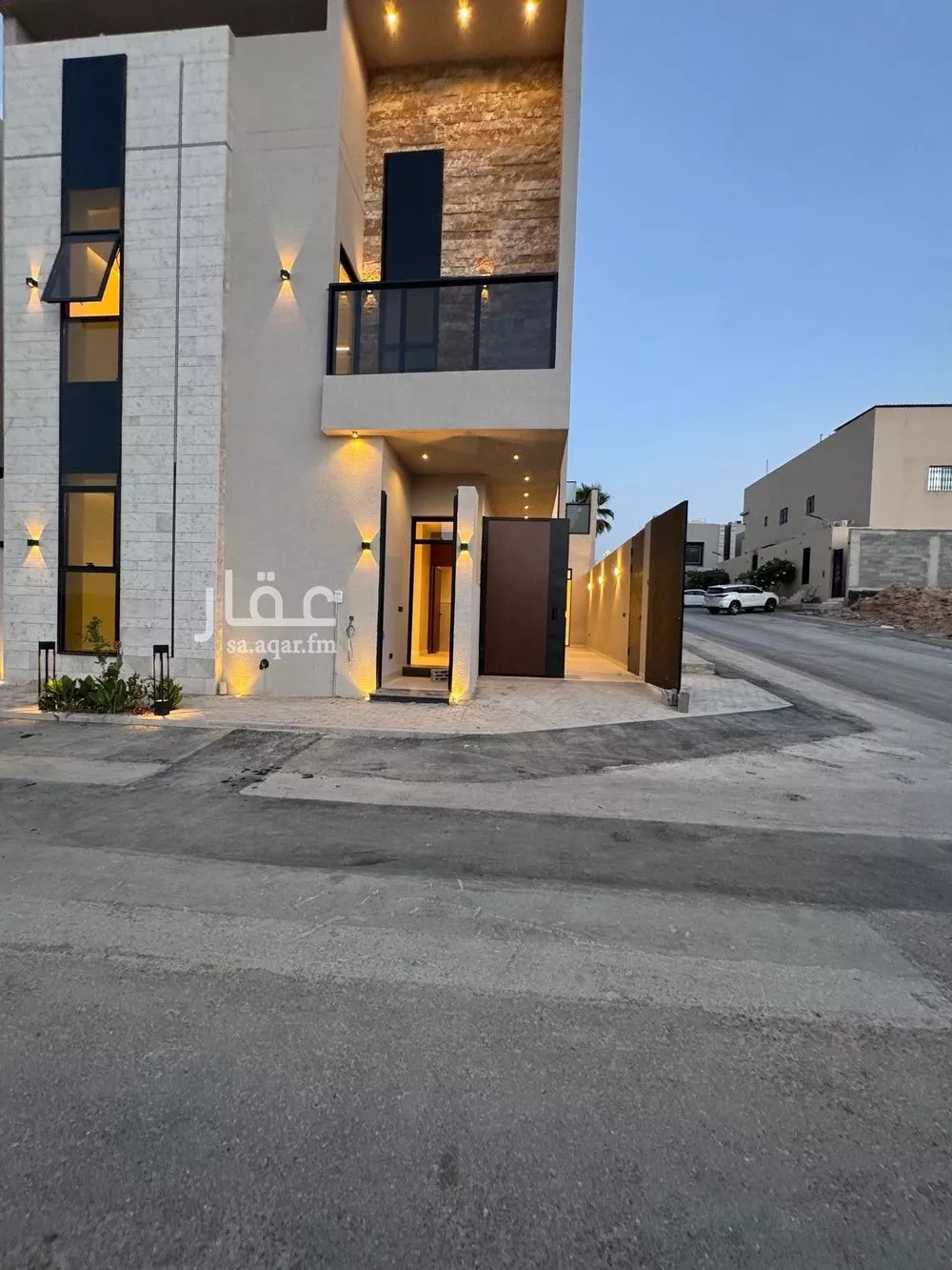 5 bedroom villa in Al Mahdiyyah 3