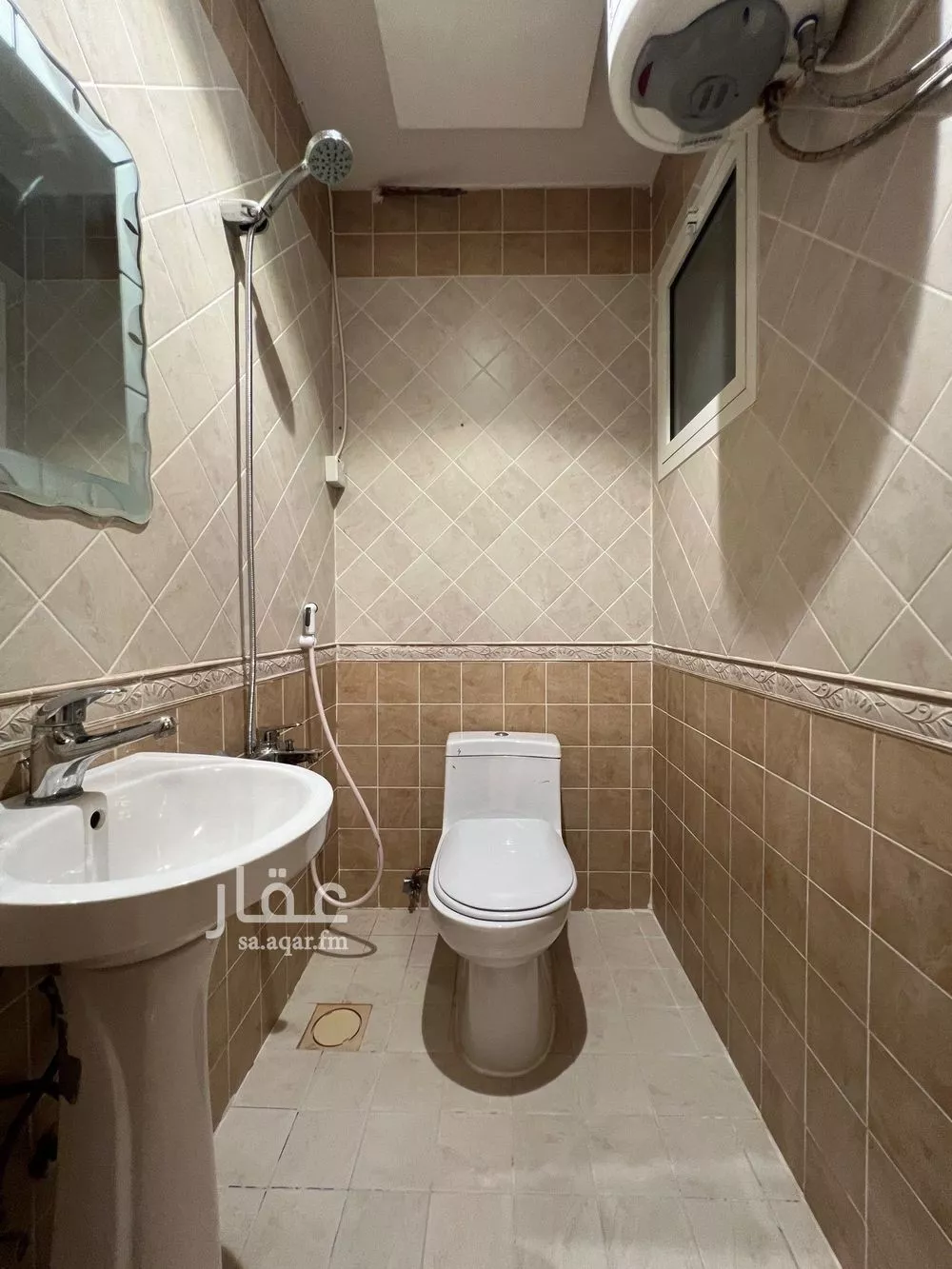 3 bedroom apartment in Qurtubah 10