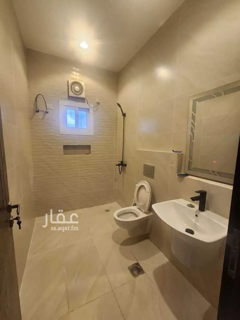 5 bedroom apartment in Al Wahah 9