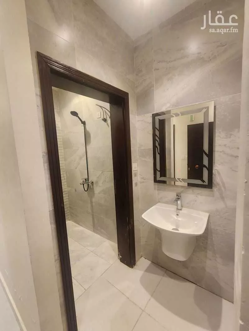 5 bedroom apartment in Al Wahah 10