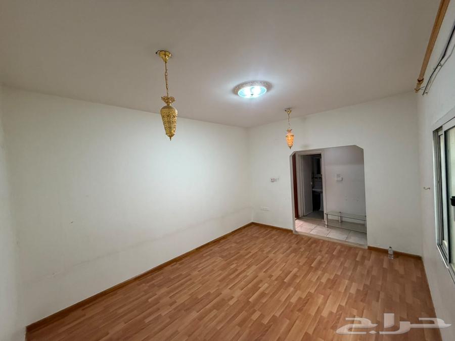 5 bedroom villa in Al Rawabi 9